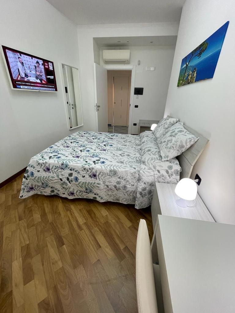 Blue Sea Salerno Hotel Ngoại thất bức ảnh